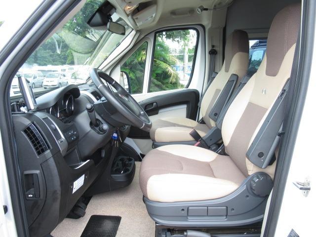 デュカト 　アドリア　ツイン５４０ＳＰＴ　キャンピング車　ＮｏｘＰＭ適合　ディーゼルターボ　１５００Ｗインバーター　電動マックスファン　ＦＦヒーター　温水ボイラー　フィアマ製サイドオーニング　ツインサブバッテリー（41枚目）