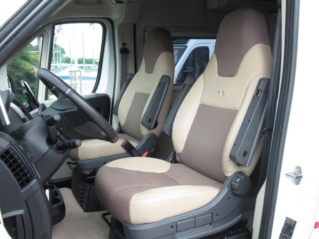 デュカト 　アドリア　ツイン５４０ＳＰＴ　キャンピング車　ＮｏｘＰＭ適合　ディーゼルターボ　１５００Ｗインバーター　電動マックスファン　ＦＦヒーター　温水ボイラー　フィアマ製サイドオーニング　ツインサブバッテリー（42枚目）