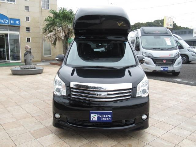 ノア カトーモーター　チップトップ　ガソリン２ＷＤ　ツインサブバッテリー　１５００Ｗインバーター　走行充電　外部充電　３ナンバー　５人乗車２人就寝　電子レンジ　ファンタスティックベント　テイン車高調　リアクーラー　ＸスペシャルＥＤ（15枚目）