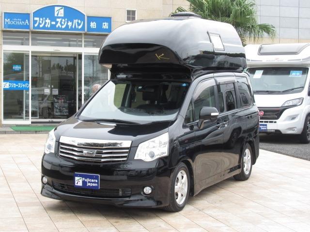 ノア カトーモーター　チップトップ　ガソリン２ＷＤ　ツインサブバッテリー　１５００Ｗインバーター　走行充電　外部充電　３ナンバー　５人乗車２人就寝　電子レンジ　ファンタスティックベント　テイン車高調　リアクーラー　ＸスペシャルＥＤ（17枚目）