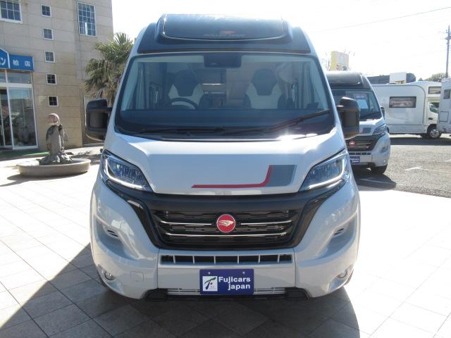 デュカト ローラーチーム　リビングストーンＫＪ　キャンピングカー　新車　スカイルーフ　セーフティパック　ＬＥＤヘッドランプ　パーキングセンサー　燃料９０Ｌタンク　トルマＦＦヒーター＆温水ボイラー　走行充電　外部充電　乗車４人就寝４人　９ＡＴ（37枚目）