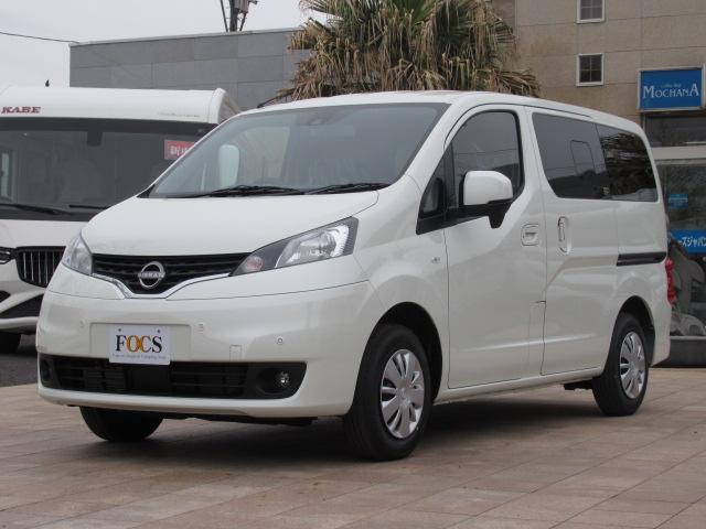 ＮＶ２００バネットワゴン ＦＯＣＳ　ルソ　新車　キャンピングカー　５ナンバー　シングルサブバッテリー　走行充電　外部充電　室内外部電源口　フリップダウンモニター　ナビ切替スイッチ　断熱　５人乗車２人就寝　１６００ｃｃ　２ＷＤ　電圧計（11枚目）