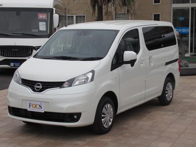ＮＶ２００バネットワゴン ＦＯＣＳ　ルソ　新車　キャンピングカー　５ナンバー　シングルサブバッテリー　走行充電　外部充電　室内外部電源口　フリップダウンモニター　ナビ切替スイッチ　断熱　５人乗車２人就寝　１６００ｃｃ　２ＷＤ　電圧計（31枚目）
