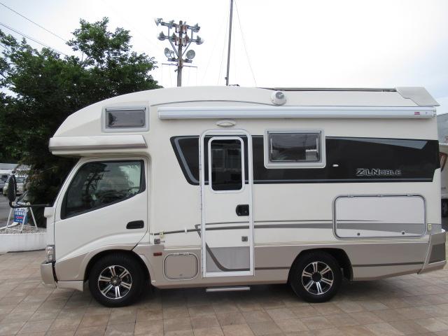 カムロード バンテック　ジルノーブル　キャンピングカー　８ナンバー　ディーゼル４ＷＤ　トリプルサブバッテリー　１５００Ｗインバーター　家庭用エアコン　マックスファン　フレキシブルソーラー　べバストＦＦヒーター　３０００ＣＣ　温水ボイラー（33枚目）