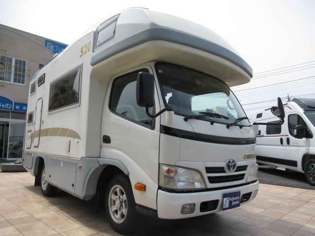 カムロード バンテック　ジル５２０　キャンピングカー　８ナンバー　ツインサブバッテリー１５００Ｗインバーター　走行充電　外部充電　家庭用エアコン　マックスファン　ＦＦヒーター　オーニング　シンク　温水ボイラー　電子レンジ　ソーラーパネル（38枚目）