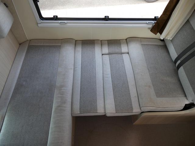 カムロード アネックス リバティ52DB キャンピングカー 8ナンバー 240Ahリチウムサブバッテリー 1500Wインバーター 家庭用エアコン マックスファン フィアマオーニング 床暖房 レカロシート 冷蔵庫 FFヒーター トイレ(4枚目)