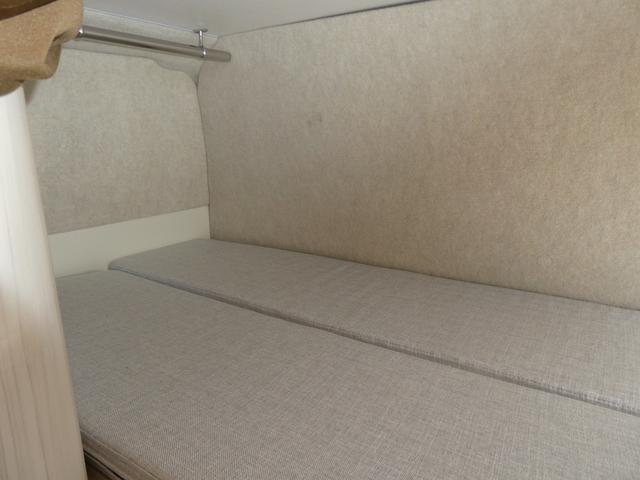 カムロード アネックス リバティ52DB キャンピングカー 8ナンバー 240Ahリチウムサブバッテリー 1500Wインバーター 家庭用エアコン マックスファン フィアマオーニング 床暖房 レカロシート 冷蔵庫 FFヒーター トイレ(6枚目)