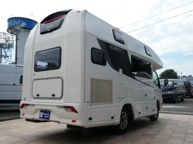 カムロード アネックス リバティ52DB キャンピングカー 8ナンバー 240Ahリチウムサブバッテリー 1500Wインバーター 家庭用エアコン マックスファン フィアマオーニング 床暖房 レカロシート 冷蔵庫 FFヒーター トイレ(27枚目)