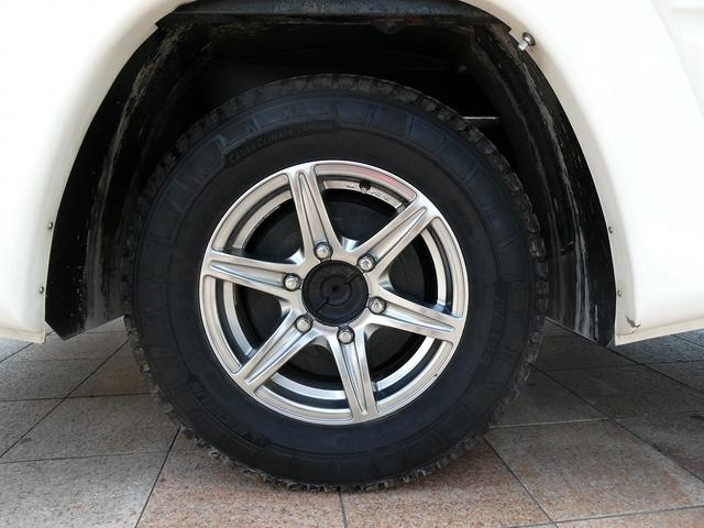 カムロード アネックス リバティ52DB キャンピングカー 8ナンバー 240Ahリチウムサブバッテリー 1500Wインバーター 家庭用エアコン マックスファン フィアマオーニング 床暖房 レカロシート 冷蔵庫 FFヒーター トイレ(39枚目)