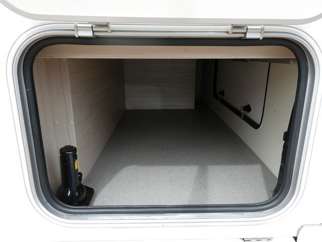 カムロード アネックス リバティ52DB キャンピングカー 8ナンバー 240Ahリチウムサブバッテリー 1500Wインバーター 家庭用エアコン マックスファン フィアマオーニング 床暖房 レカロシート 冷蔵庫 FFヒーター トイレ(48枚目)