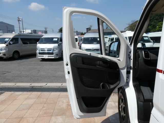 デュカト 　キャンピングカー　８ナンバー　新車　ＤＣクーラー　シングルサブバッテリー　走行充電　外部充電　ＦＦヒーター　温水ボイラー　冷蔵庫　トイレ　シャワー　４人乗車４人就寝　ディーゼル２ＷＤ　右ハンドル（37枚目）