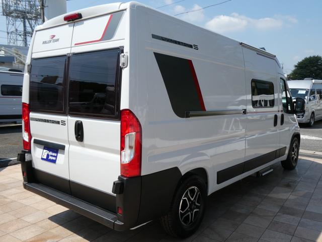 デュカト 　キャンピングカー　８ナンバー　新車　ＤＣクーラー　シングルサブバッテリー　走行充電　外部充電　ＦＦヒーター　温水ボイラー　冷蔵庫　トイレ　シャワー　４人乗車４人就寝　ディーゼル２ＷＤ　右ハンドル（50枚目）