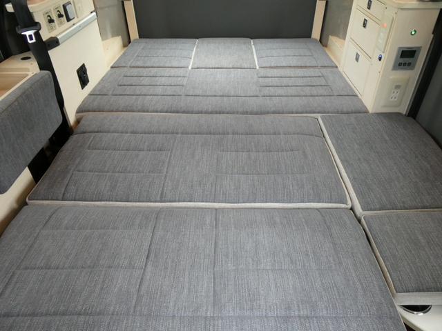 NV200バネットワゴン 東和モータース ツェルトNV キャンピングカー 5ナンバー シングルサブバッテリー 400Wインバーター CTEK走行充電 テレビ ボトロニック残量計 ポップアップルーフ 4人乗車4人就寝 1600cc ETC2.0 メモリーナビ(5枚目)