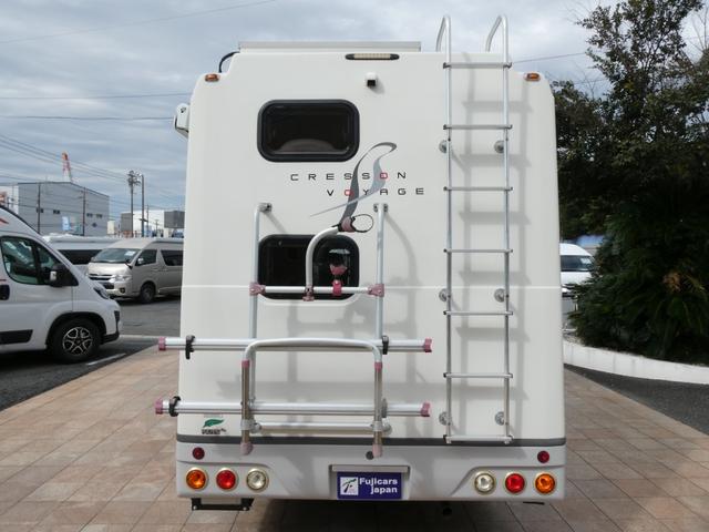 カムロード ナッツRV クレソンボヤージュW キャンピングカー 8ナンバー 家庭用エアコン リチウム300Ah 1500Wインバーター 走行・外部充電 マックスファン べバストFFヒーター オーニング ディーゼル2WD 冷蔵庫 電子レンジ テレビ(26枚目)