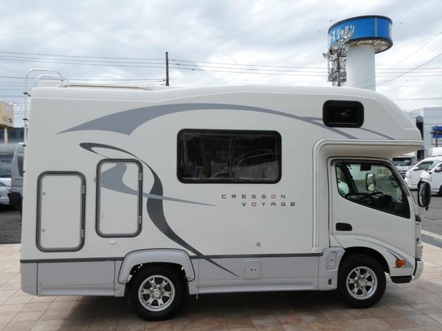 カムロード ナッツRV クレソンボヤージュW キャンピングカー 8ナンバー 家庭用エアコン リチウム300Ah 1500Wインバーター 走行・外部充電 マックスファン べバストFFヒーター オーニング ディーゼル2WD 冷蔵庫 電子レンジ テレビ(28枚目)