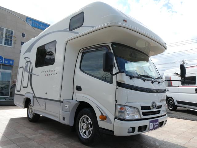 カムロード ナッツRV クレソンボヤージュW キャンピングカー 8ナンバー 家庭用エアコン リチウム300Ah 1500Wインバーター 走行・外部充電 マックスファン べバストFFヒーター オーニング ディーゼル2WD 冷蔵庫 電子レンジ テレビ(42枚目)