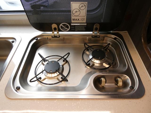 デュカト エースキャラバン　エース５６５　キャンピングカー　８ナンバー　トリプルサブバッテリー　１５００Ｗインバーター　家庭用エアコン　べバストＦＦヒーター　フィアマオーニング　ソーラーパネル　リアクーラー　温水ボイラー　９速ＡＴ　シャワー（9枚目）