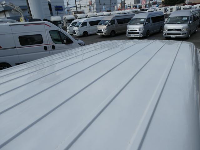 ハイエースワゴン ダイレクトカーズ ベッドキット キャンピングカー 3ナンバー ワイドミドル GL ベッドキット 2WD ガソリン 社外15インチアルミ SDナビ レンタアップ 2700cc 8人乗 リアクーラー リアヒーター キーレス LEDライト(29枚目)