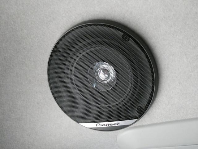 ハイエースワゴン トイファクトリー　ザラ　キャンピングカー　３ナンバー　ツインサブバッテリー　外部充電　マックスファン　エバスＦＦヒーター　フリップダウンモニター　前後コーナーセンサー　社外ショック　１０人乗車３人就寝　ガソリン２ＷＤ（7枚目）