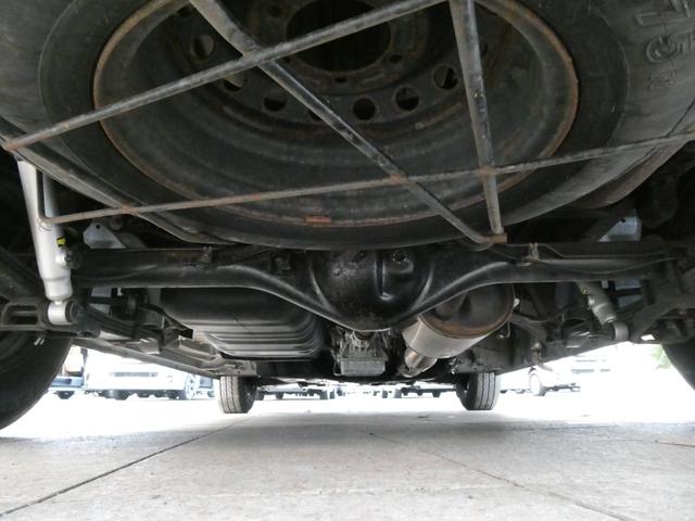 ハイエースワゴン トイファクトリー　ザラ　キャンピングカー　３ナンバー　ツインサブバッテリー　外部充電　マックスファン　エバスＦＦヒーター　フリップダウンモニター　前後コーナーセンサー　社外ショック　１０人乗車３人就寝　ガソリン２ＷＤ（42枚目）