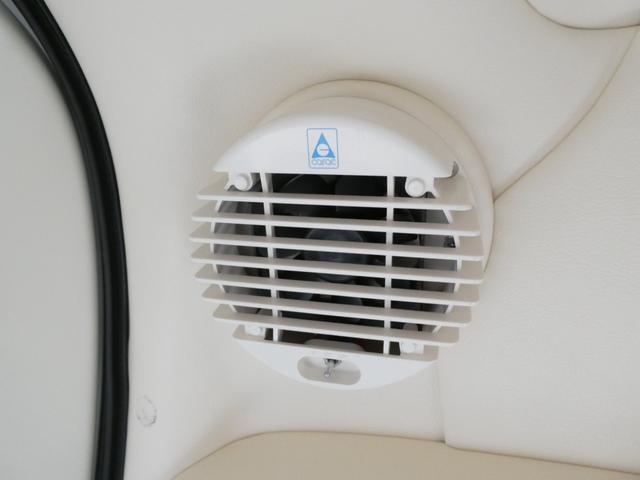 ハイエースバン トイファクトリー　アルコーバグランデ　キャンピングカー　８ナンバー　ツインサブバッテリー　家庭用エアコン　１５００Ｗインバーター　走行充電　外部充電　ソーラーパネル　マックスファン　カセットトイレ　エバスＦＦヒーター　電子レンジ　テレビ（18枚目）