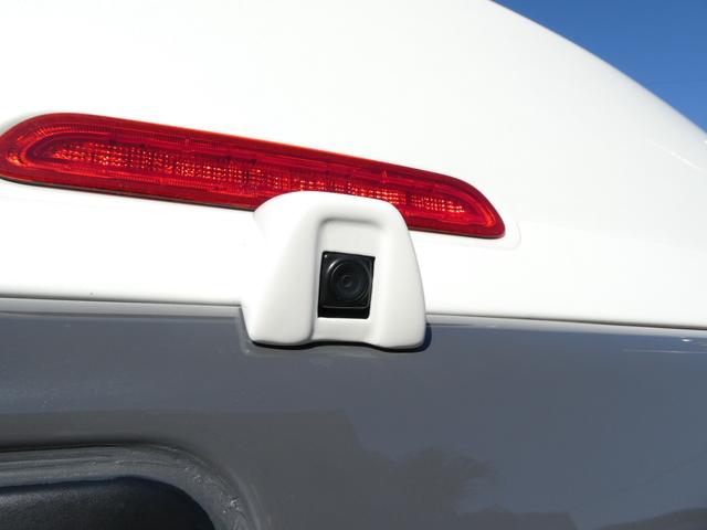 ハイエースバン トイファクトリー　アルコーバグランデ　キャンピングカー　８ナンバー　ツインサブバッテリー　家庭用エアコン　１５００Ｗインバーター　走行充電　外部充電　ソーラーパネル　マックスファン　カセットトイレ　エバスＦＦヒーター　電子レンジ　テレビ（21枚目）