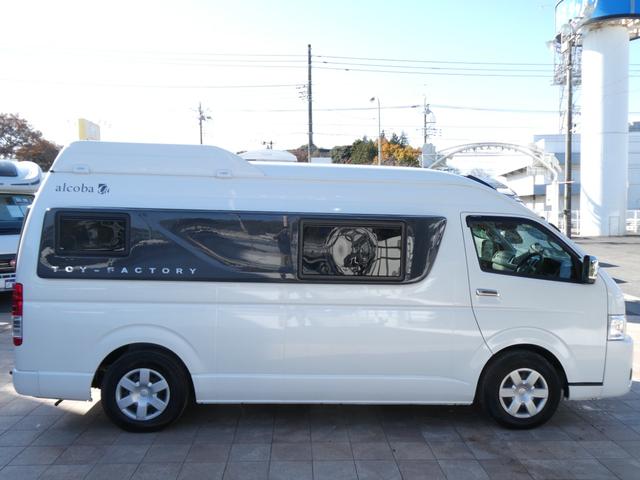 ハイエースバン トイファクトリー　アルコーバグランデ　キャンピングカー　８ナンバー　ツインサブバッテリー　家庭用エアコン　１５００Ｗインバーター　走行充電　外部充電　ソーラーパネル　マックスファン　カセットトイレ　エバスＦＦヒーター　電子レンジ　テレビ（46枚目）