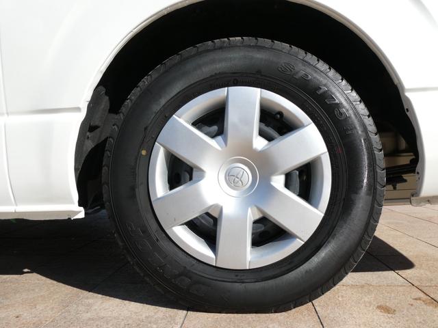 ハイエースバン トイファクトリー　アルコーバグランデ　キャンピングカー　８ナンバー　ツインサブバッテリー　家庭用エアコン　１５００Ｗインバーター　走行充電　外部充電　ソーラーパネル　マックスファン　カセットトイレ　エバスＦＦヒーター　電子レンジ　テレビ（50枚目）