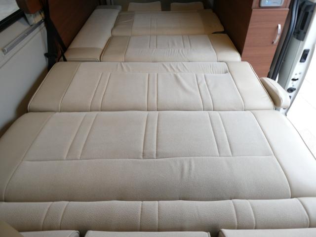 ハイエースバン ＲＶランド　ランドワゴンロゼ　キャンピングカー　８ナンバー　ツインサブバッテリー　１５００Ｗインバーター　走行充電　外部充電　シンク　フリップダウンモニター　リアクーラー　リアヒーター　ＵＩショック・スタビ　８人乗車４人就寝（5枚目）