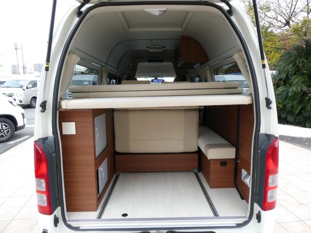 ハイエースバン ＲＶランド　ランドワゴンロゼ　キャンピングカー　８ナンバー　ツインサブバッテリー　１５００Ｗインバーター　走行充電　外部充電　シンク　フリップダウンモニター　リアクーラー　リアヒーター　ＵＩショック・スタビ　８人乗車４人就寝（56枚目）