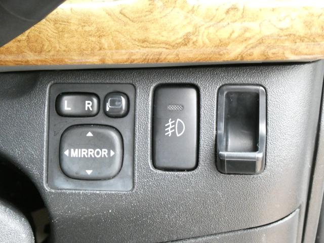 ハイエースバン ＲＶランド　ランドワゴンロゼ　キャンピングカー　８ナンバー　ツインサブバッテリー　１５００Ｗインバーター　走行充電　外部充電　シンク　フリップダウンモニター　リアクーラー　リアヒーター　ＵＩショック・スタビ　８人乗車４人就寝（60枚目）