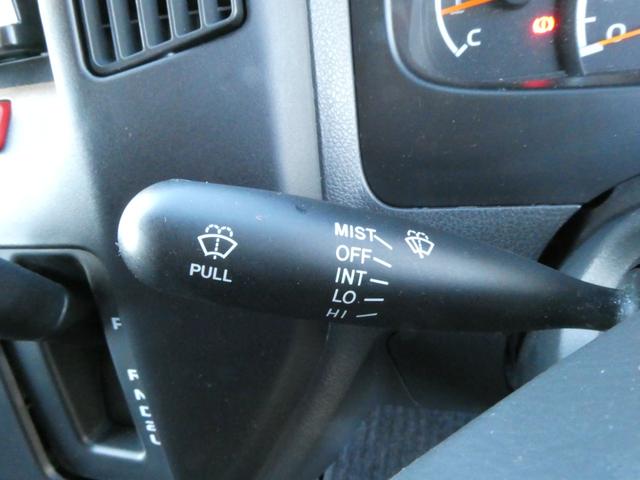 タウンエーストラック セキソーボディ　トム２３　キャンピングカー　８ナンバー　シングルサブバッテリー　べバストＦＦヒーター　走行充電　外部充電　ソーラーパネル　マックスファン　冷蔵庫　カセットトイレ　シンク　６人乗車５人就寝　ＳＤナビ　ＥＴＣ（26枚目）