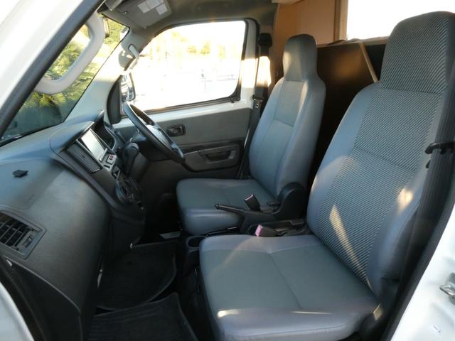 タウンエーストラック セキソーボディ　トム２３　キャンピングカー　８ナンバー　シングルサブバッテリー　べバストＦＦヒーター　走行充電　外部充電　ソーラーパネル　マックスファン　冷蔵庫　カセットトイレ　シンク　６人乗車５人就寝　ＳＤナビ　ＥＴＣ（42枚目）