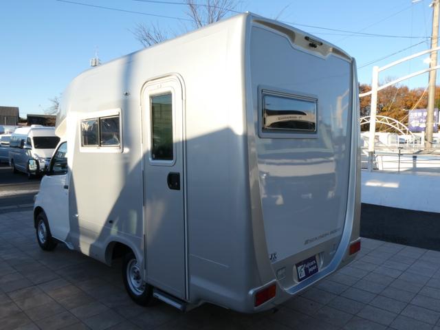 タウンエーストラック セキソーボディ　トム２３　キャンピングカー　８ナンバー　シングルサブバッテリー　べバストＦＦヒーター　走行充電　外部充電　ソーラーパネル　マックスファン　冷蔵庫　カセットトイレ　シンク　６人乗車５人就寝　ＳＤナビ　ＥＴＣ（49枚目）