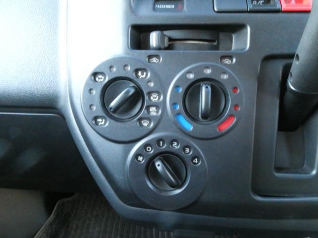 タウンエーストラック セキソーボディ　トム２３　キャンピングカー　８ナンバー　シングルサブバッテリー　べバストＦＦヒーター　走行充電　外部充電　ソーラーパネル　マックスファン　冷蔵庫　カセットトイレ　シンク　６人乗車５人就寝　ＳＤナビ　ＥＴＣ（72枚目）