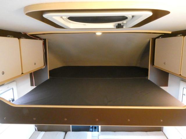 タウンエーストラック セキソーボディ　トム２３　キャンピングカー　８ナンバー　シングルサブバッテリー　べバストＦＦヒーター　走行充電　外部充電　ソーラーパネル　マックスファン　冷蔵庫　カセットトイレ　シンク　６人乗車５人就寝　ＳＤナビ　ＥＴＣ（74枚目）