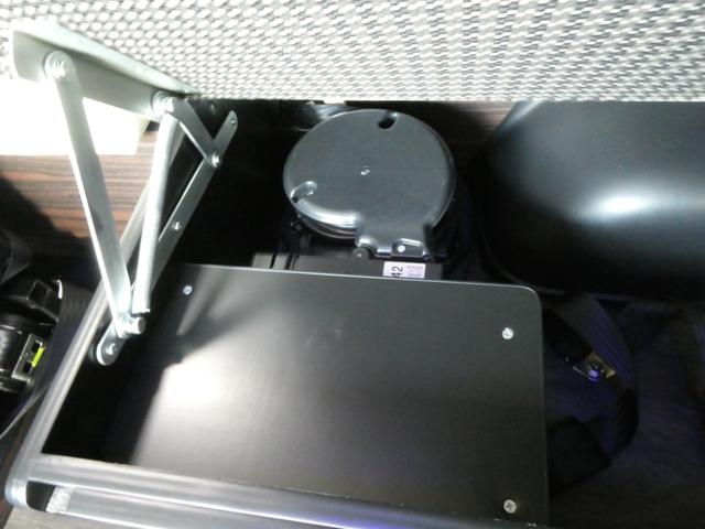 ハイエースワゴン 東和モータース ツェルトWG キャンピングカー 3ナンバー シングルサブバッテリー 走行充電 外部充電 フリップダウンモニター リアヒーター リアクーラー フロントモデリスタスポイラー 10人乗車3人就寝 メモリーナビ ETC(79枚目)