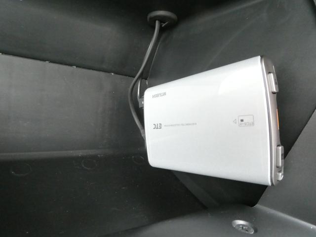 ハイエースワゴン かーいんてりあ高橋　リラックスワゴンタイプ１　キャンピングカー　８ナンバー　ＦＦヒーター　ＤＣ冷蔵庫　３５０Ｗインバーター　鉛バッテリー２個　走行充電　外部充電　シンク　テレビ　リアクーラー　リアヒーター　前後ドライブレコーダー　ワンオーナー（56枚目）