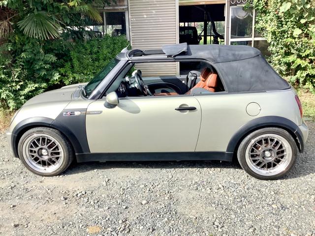 ＭＩＮＩ クーパーＳ　コンバーチブル　サイドウォーク　車検８／３　ＡＴ（5枚目）
