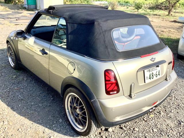 ＭＩＮＩ クーパーＳ　コンバーチブル　サイドウォーク　車検８／３　ＡＴ（9枚目）