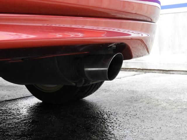 タイプR 車高調 レカロ HDDナビ ETC 社外ヘッドライト HID タイミングベルト交換済 コダワリの前期型EK9 規制前マフラーが装着できるのは前期だけ(16枚目)