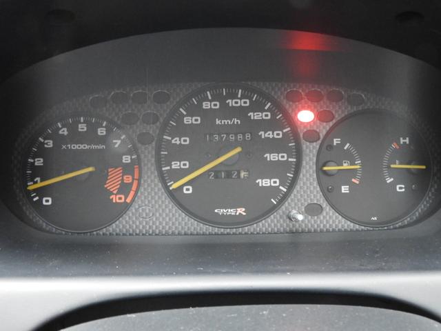 タイプR 車高調 レカロ HDDナビ ETC 社外ヘッドライト HID タイミングベルト交換済 コダワリの前期型EK9 規制前マフラーが装着できるのは前期だけ(25枚目)