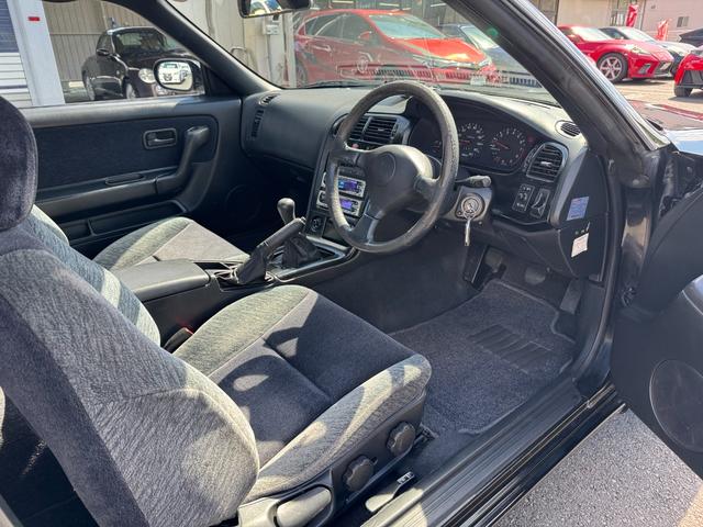 NISSAN SKYLINE GTS25T TYPE M