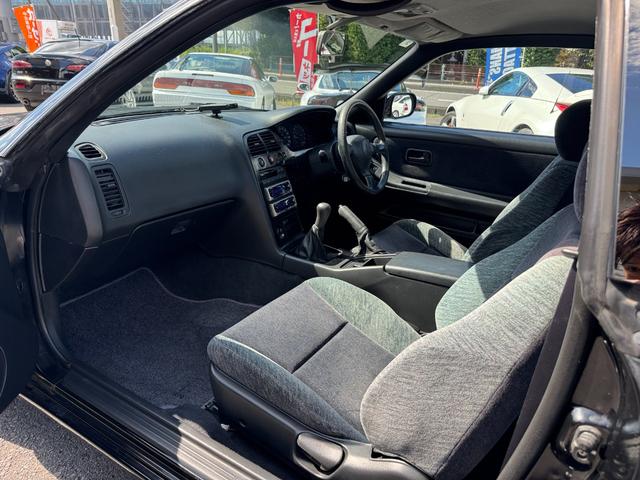 NISSAN SKYLINE GTS25T TYPE M
