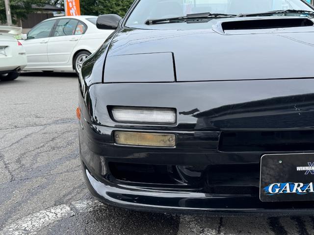 サバンナＲＸ－７ ＧＴ－Ｒ　ＦＵＪＩＴＳＵＢＯマフラー　ＢＬＩＴＺエアクリーナー　ＢＬＩＴＺブローオフバルブ　ＷＥＤＳ　ＳＰＯＲＴ１６インチＡＷ　社外フルバケットシート　社外ステアリング（11枚目）