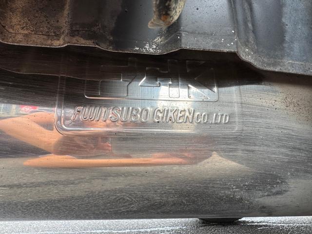 サバンナＲＸ－７ ＧＴ－Ｒ　ＦＵＪＩＴＳＵＢＯマフラー　ＢＬＩＴＺエアクリーナー　ＢＬＩＴＺブローオフバルブ　ＷＥＤＳ　ＳＰＯＲＴ１６インチＡＷ　社外フルバケットシート　社外ステアリング（15枚目）