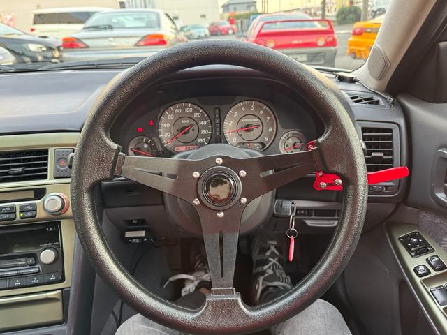 スカイライン 25GT-X(2枚目)