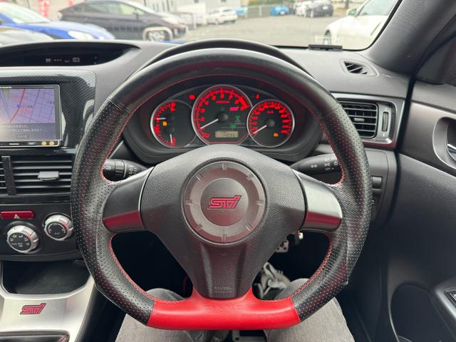 インプレッサ ＷＲＸ　ＳＴｉ　スペックＣ　ＴＥＩＮ車高調　フジツボマフラー　純正ＳＴＩ１８インチＡＷ　純正ＳＴＩフロントバンパー　純正リアウイング　タイミングベルト交換歴有（2枚目）
