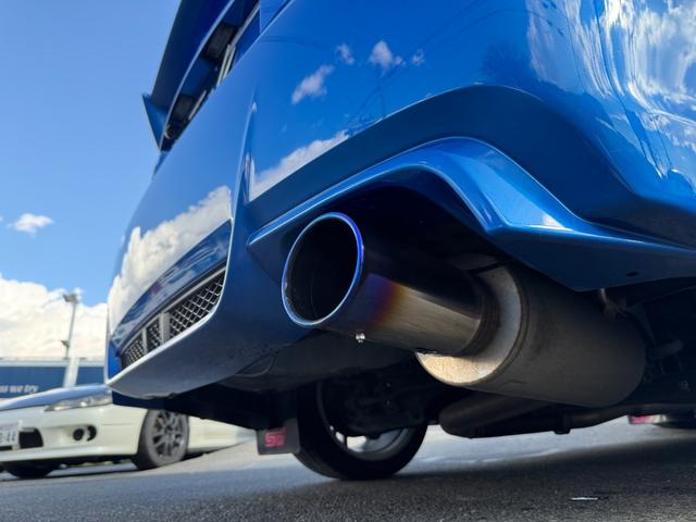 インプレッサ ＷＲＸ　ＳＴｉ　スペックＣ　ＴＥＩＮ車高調　フジツボマフラー　純正ＳＴＩ１８インチＡＷ　純正ＳＴＩフロントバンパー　純正リアウイング　タイミングベルト交換歴有（9枚目）