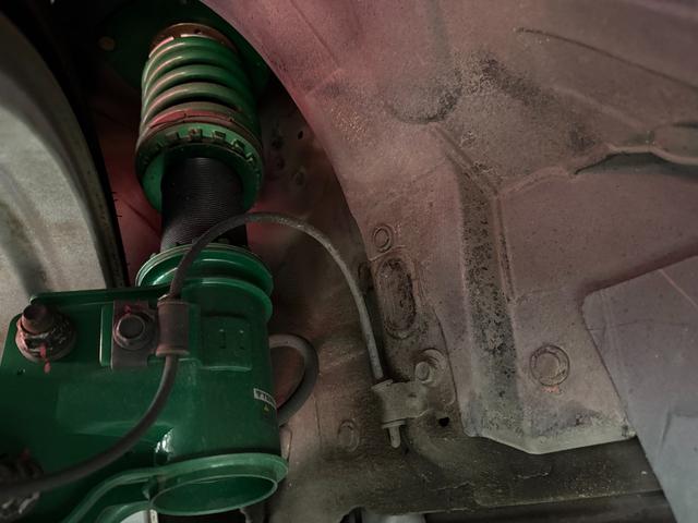 インプレッサ ＷＲＸ　ＳＴｉ　スペックＣ　ＴＥＩＮ車高調　フジツボマフラー　純正ＳＴＩ１８インチＡＷ　純正ＳＴＩフロントバンパー　純正リアウイング　タイミングベルト交換歴有（19枚目）